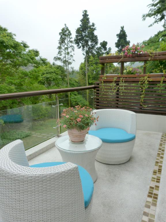 Апартаменты Around The Tree Manor Shitan Номер фото