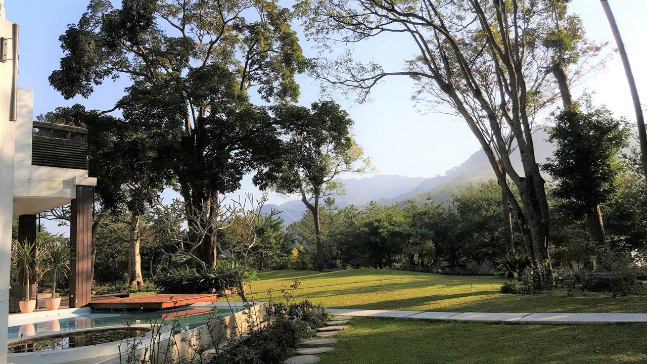 Апартаменты Around The Tree Manor Shitan Номер фото